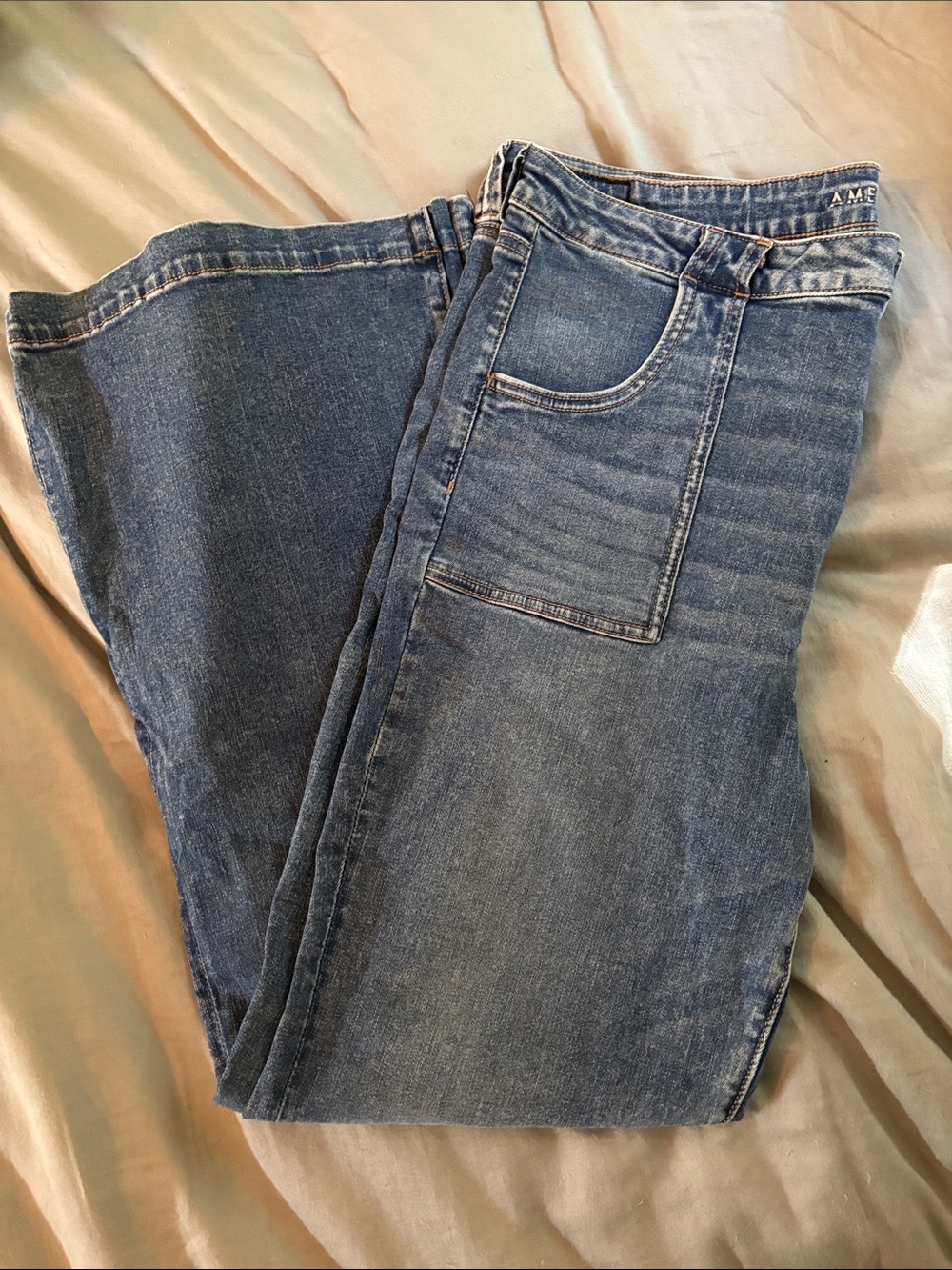 American Eagle Outfitters Men's Bootcut Jeans in Blue Wash